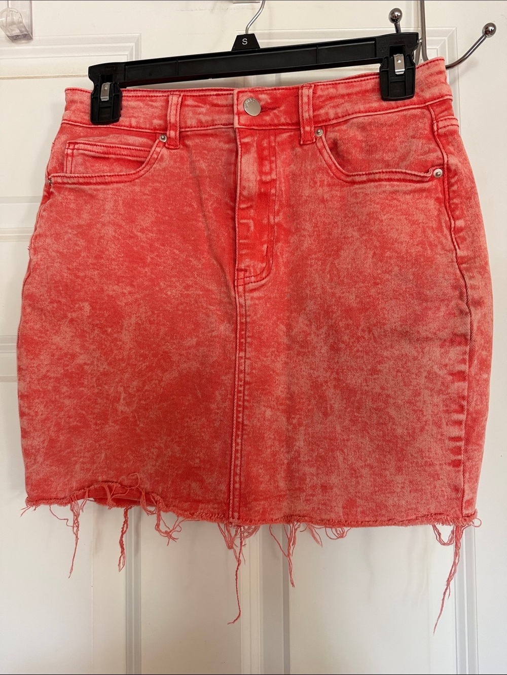 SHEIN Coral Acid-Wash Denim Mini Skirt